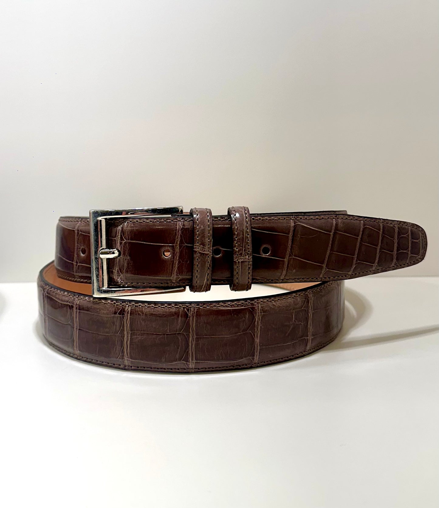Cintura Grand Alligator Marrone in pelle di alligatore – eleganza e artigianalità italiana