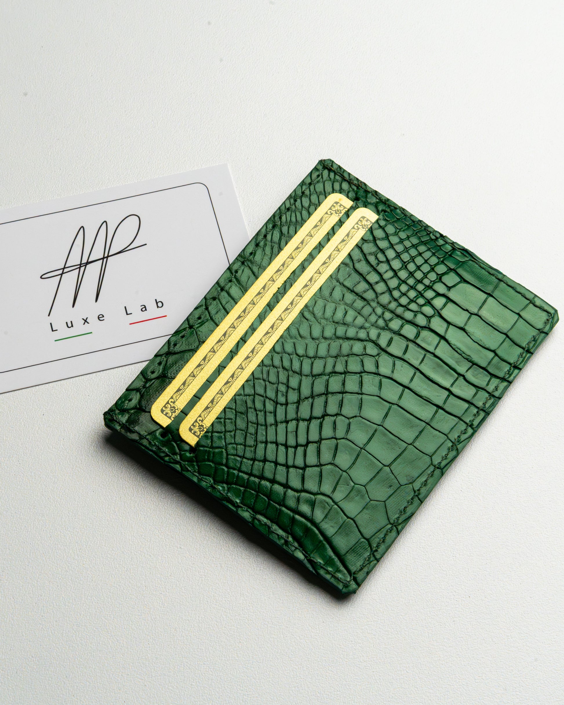 Porta tessere in pelle di alligatore Verde Foresta – elegante e compatto, perfetto per tessere e banconote