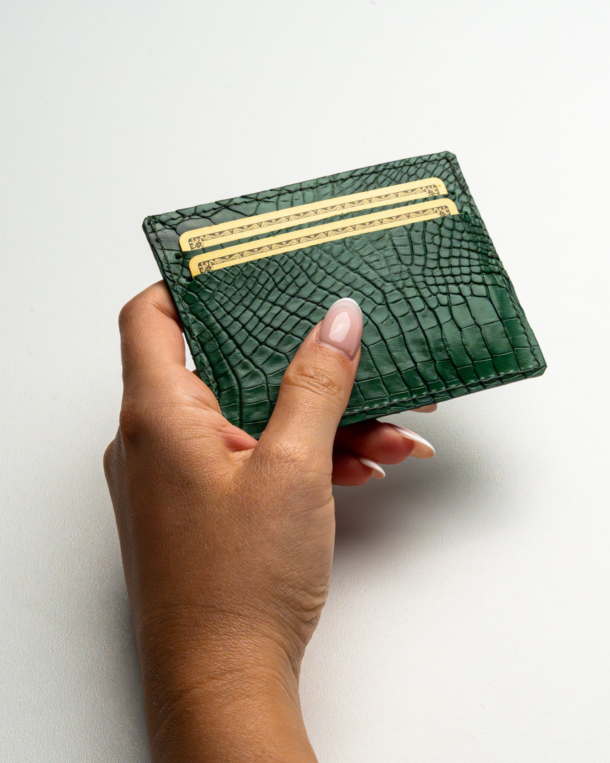 Porta tessere in pelle di alligatore Verde Foresta – elegante e compatto, perfetto per tessere e banconote