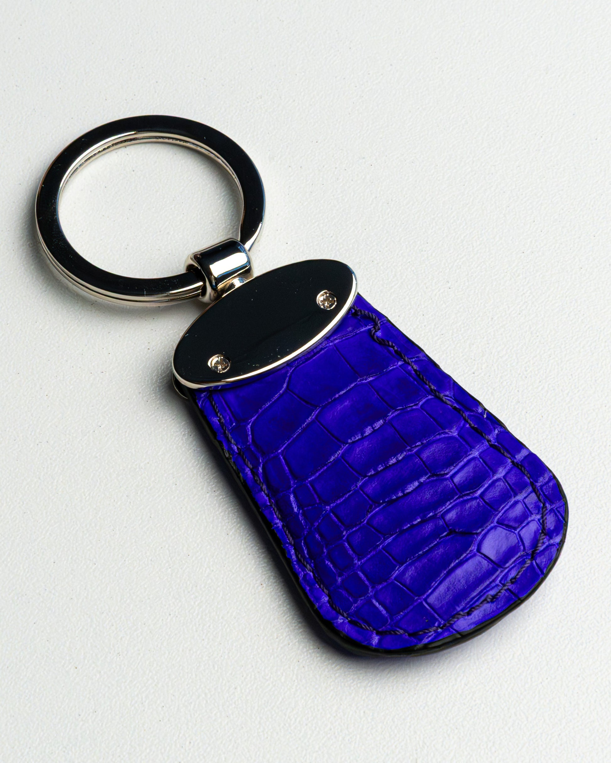 Portachiavi in pelle di alligatore viola, stile Forma a Goccia