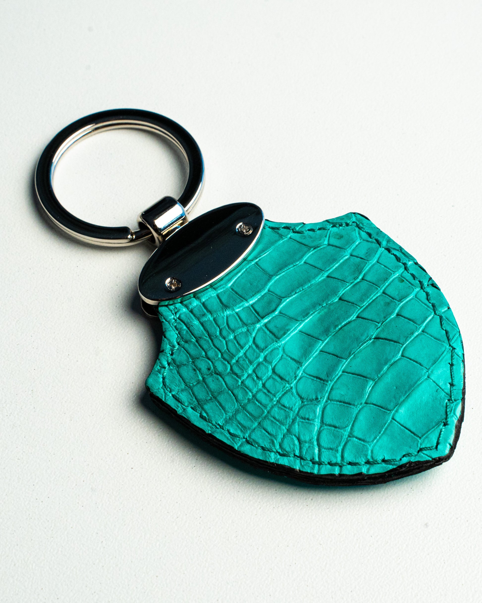 Portachiavi in pelle di alligatore Tiffany, stile Scudetto